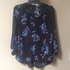 NWOT chiffon blouse Sz Medium